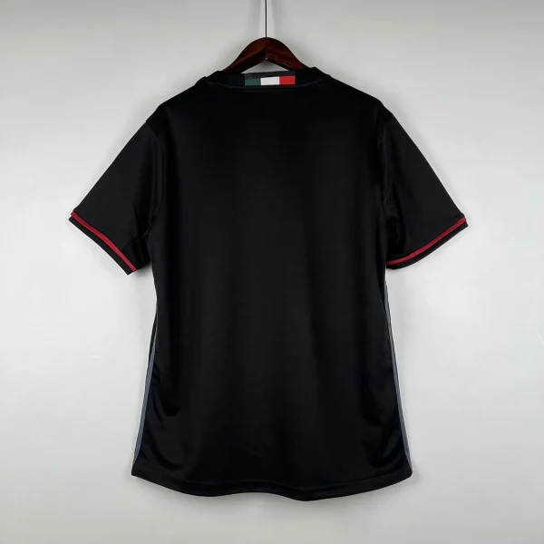 Retro AC Milan 16-17 Home