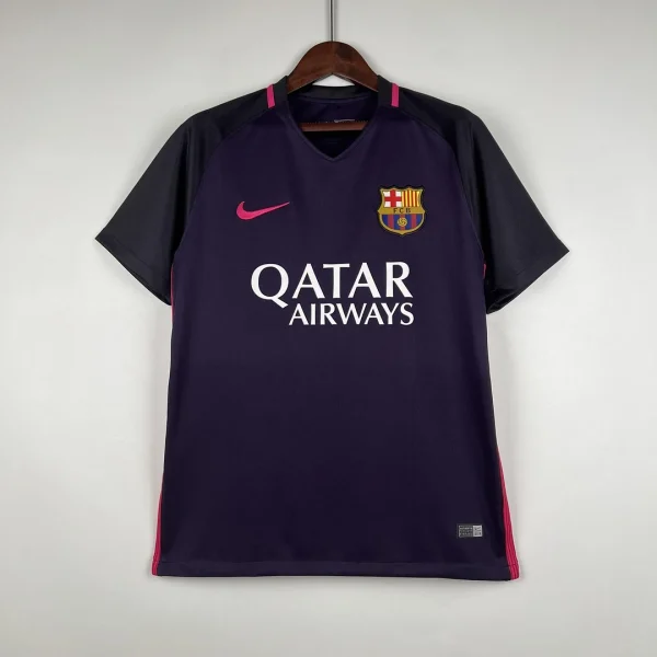 Retro Barcelona 2016-17 Away kit