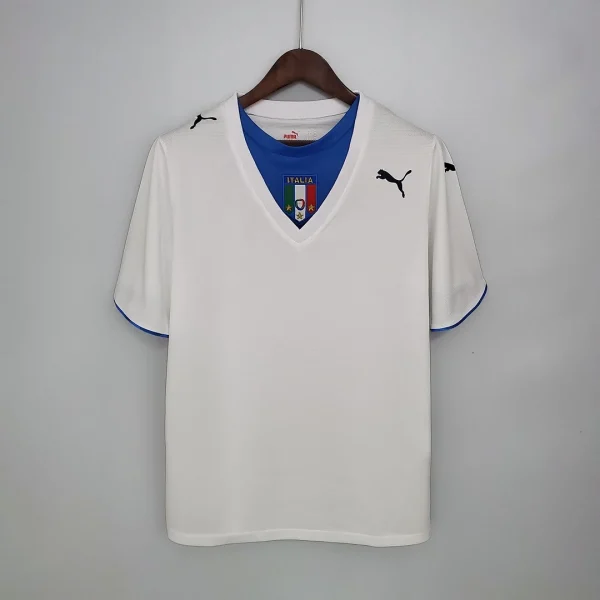 Retro Italy 2006-07 Away Kit