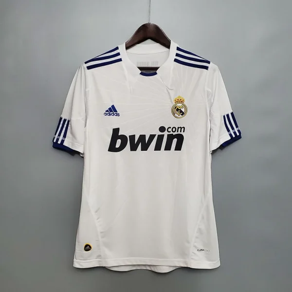 Retro Real Madrid 2010-11 Home Kit