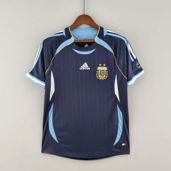 Retro Argentina 2006-07 Away kit