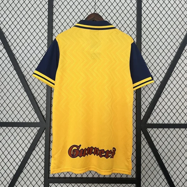 Retro Arsenal 96-97 Away kit