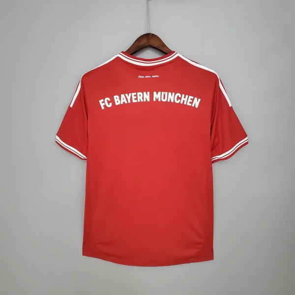 Retro Bayern 2013-14 Home kit