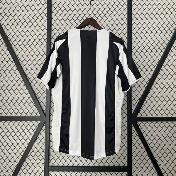 Retro Juventus 2004-05 Home Kit