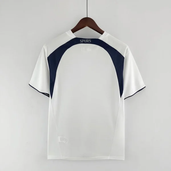 Retro Tottenham 2006-07 Home Kit