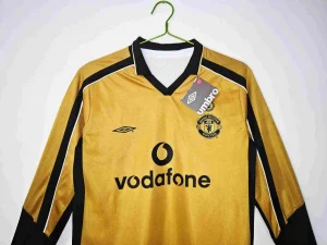 Manchester United 2001-02 Reversible Centenary Retro Long Sleeve Kit