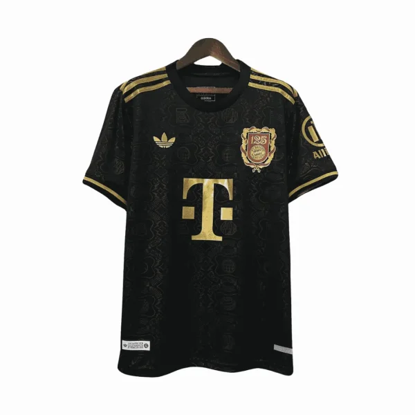 Bayern 125th Anniversary Black Kit